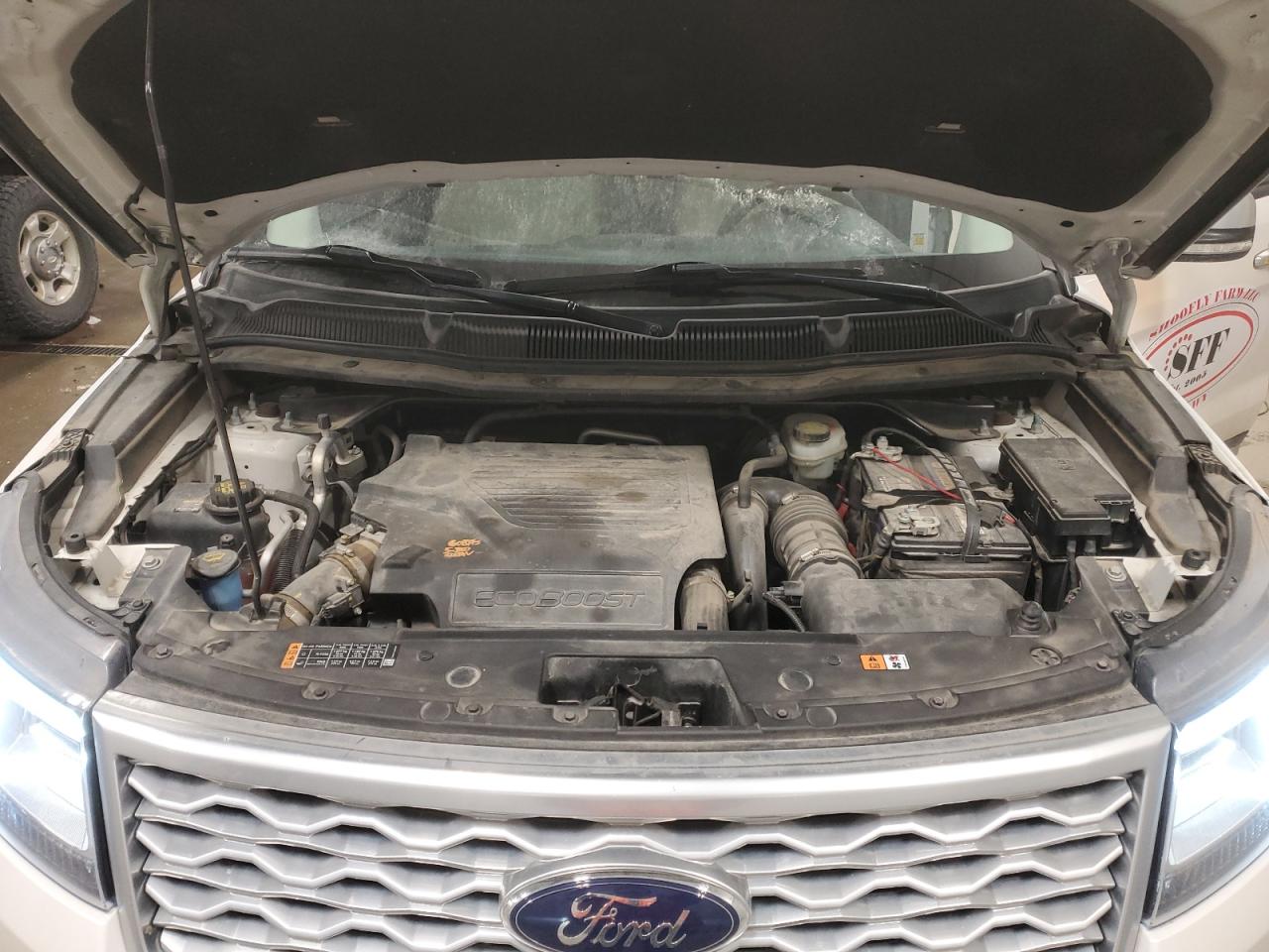 2017 Ford Explorer - Image 12