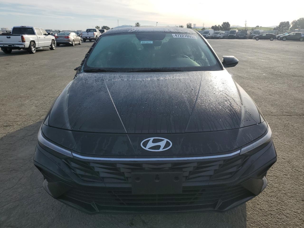 2024 Hyundai Elantra - Image 5