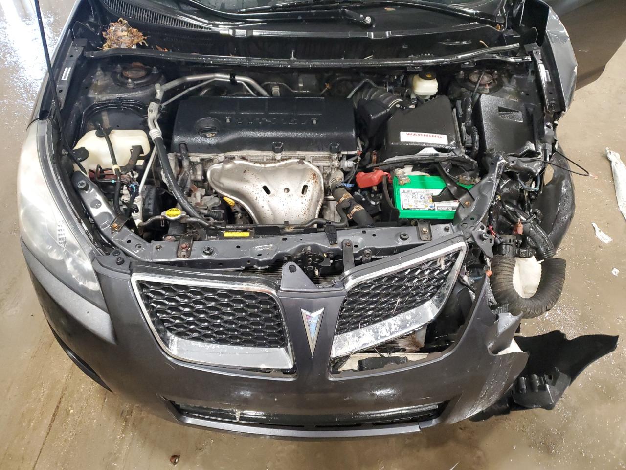 2009 Pontiac Vibe - Image 11