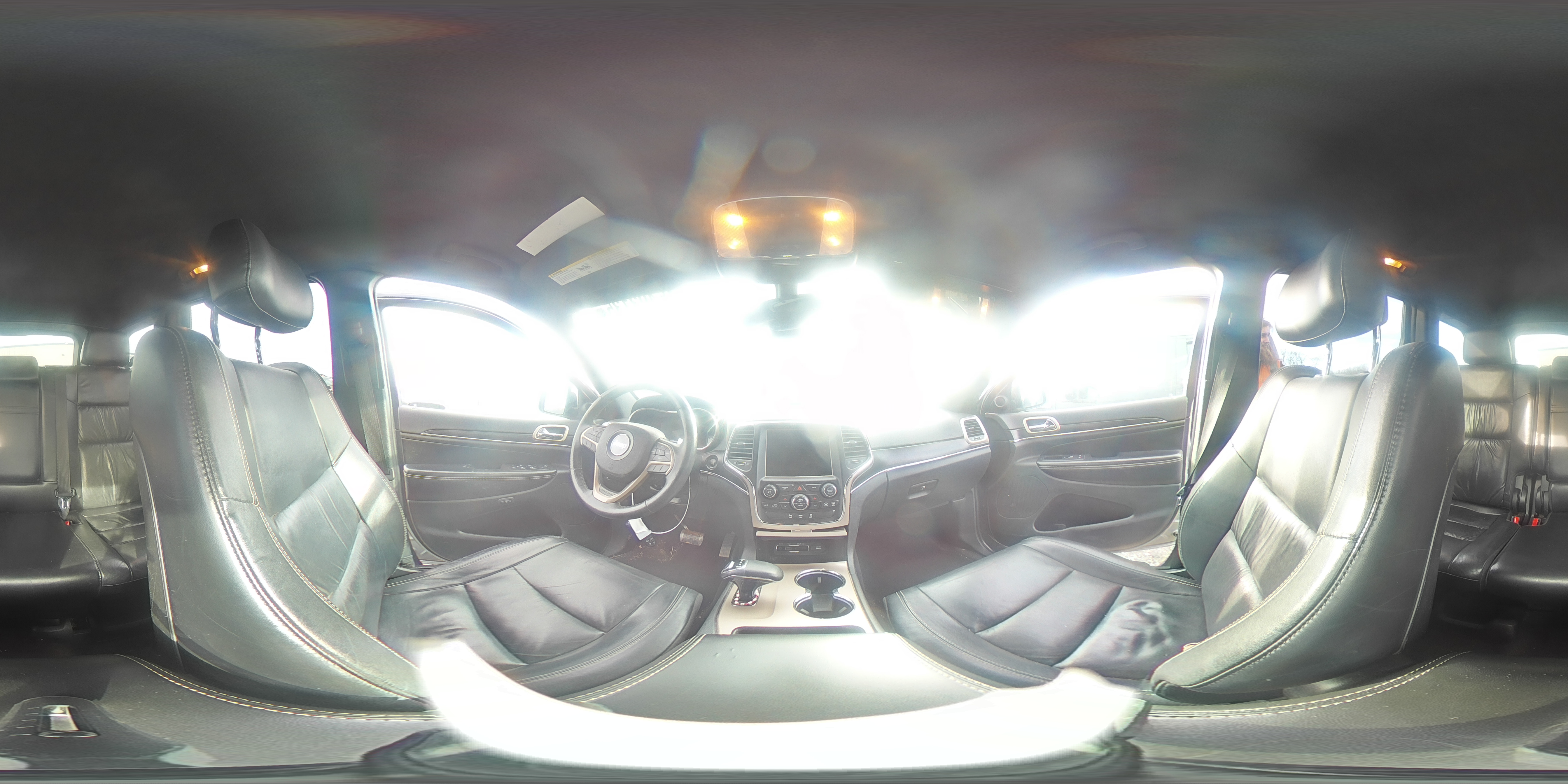 2014 Jeep Grand Cherokee - Image 13