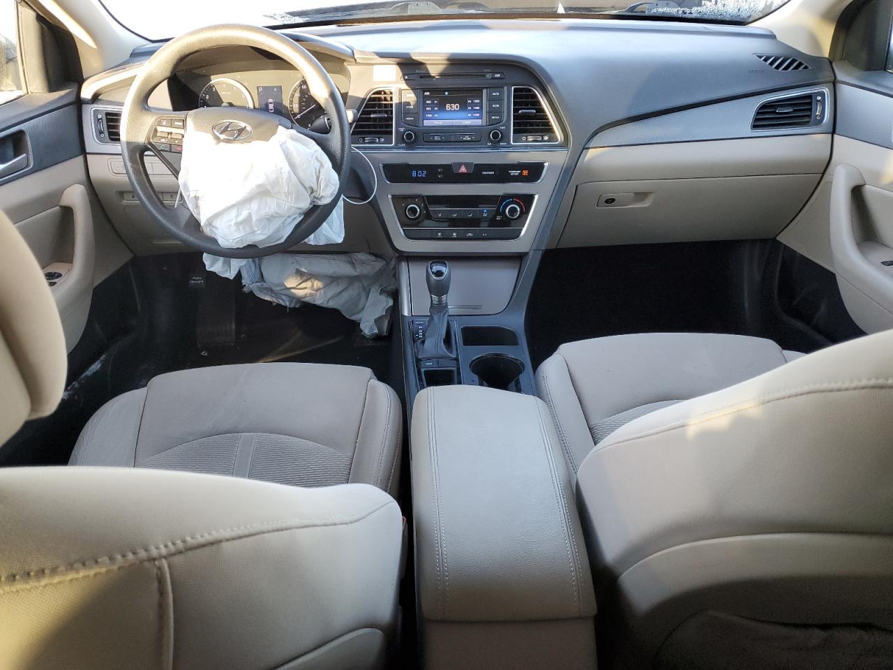 2015 Hyundai Sonata - Image 8