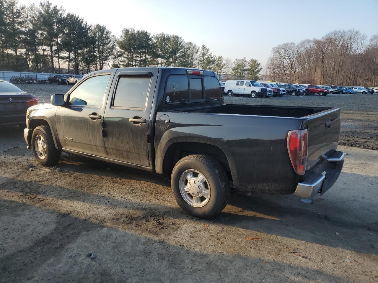 2005 Chevrolet Colorado - Image 2