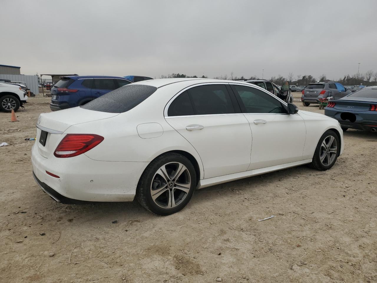 2019 Mercedes-Benz E-klasse - Image 3