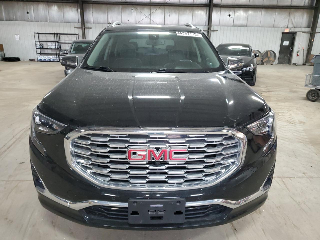 2018 GMC Terrain - Image 5