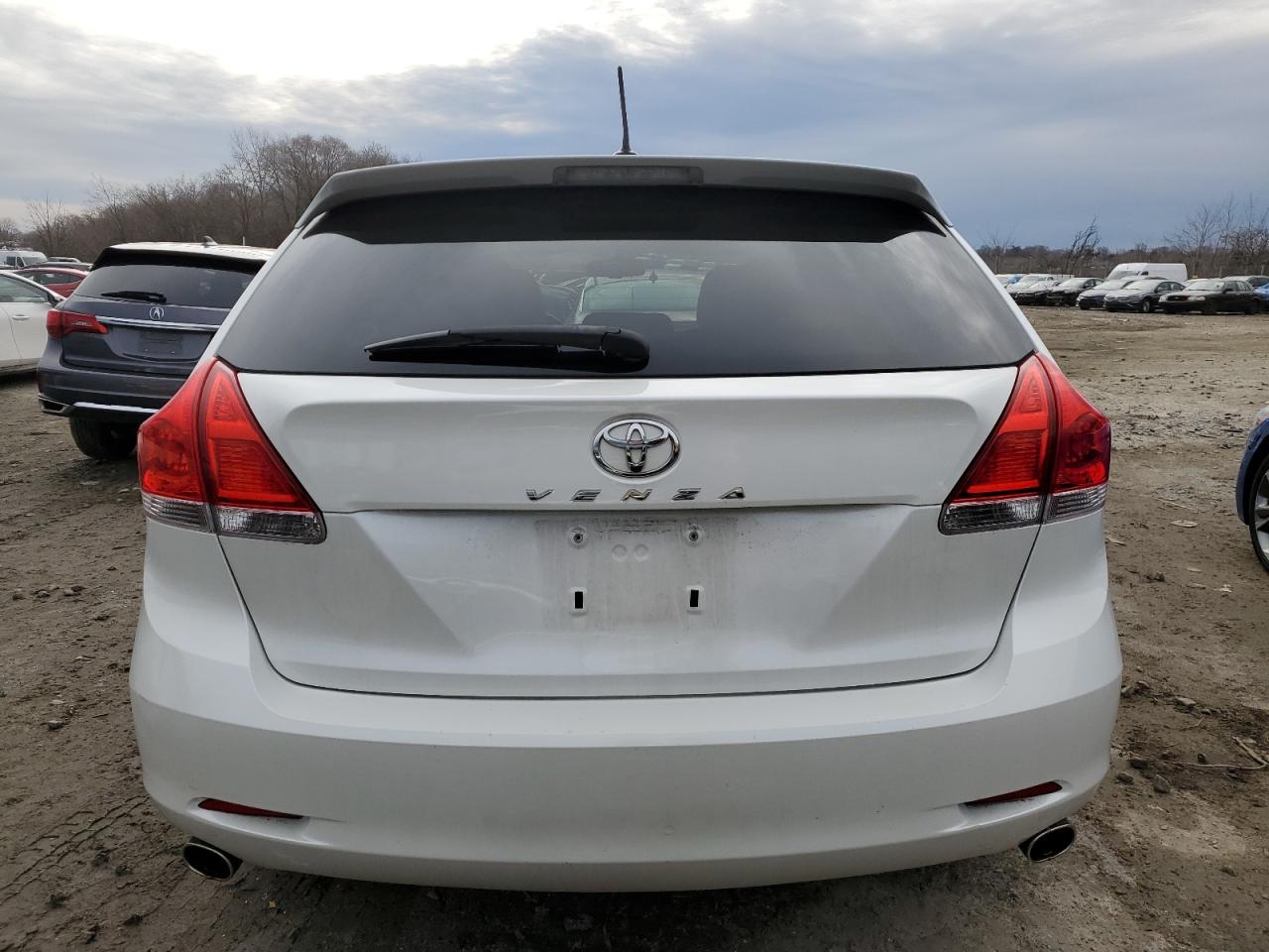 2011 Toyota Venza - Image 6