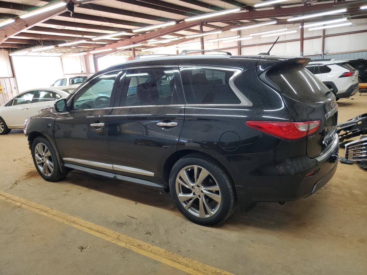 2015 Infiniti QX60 - Image 2