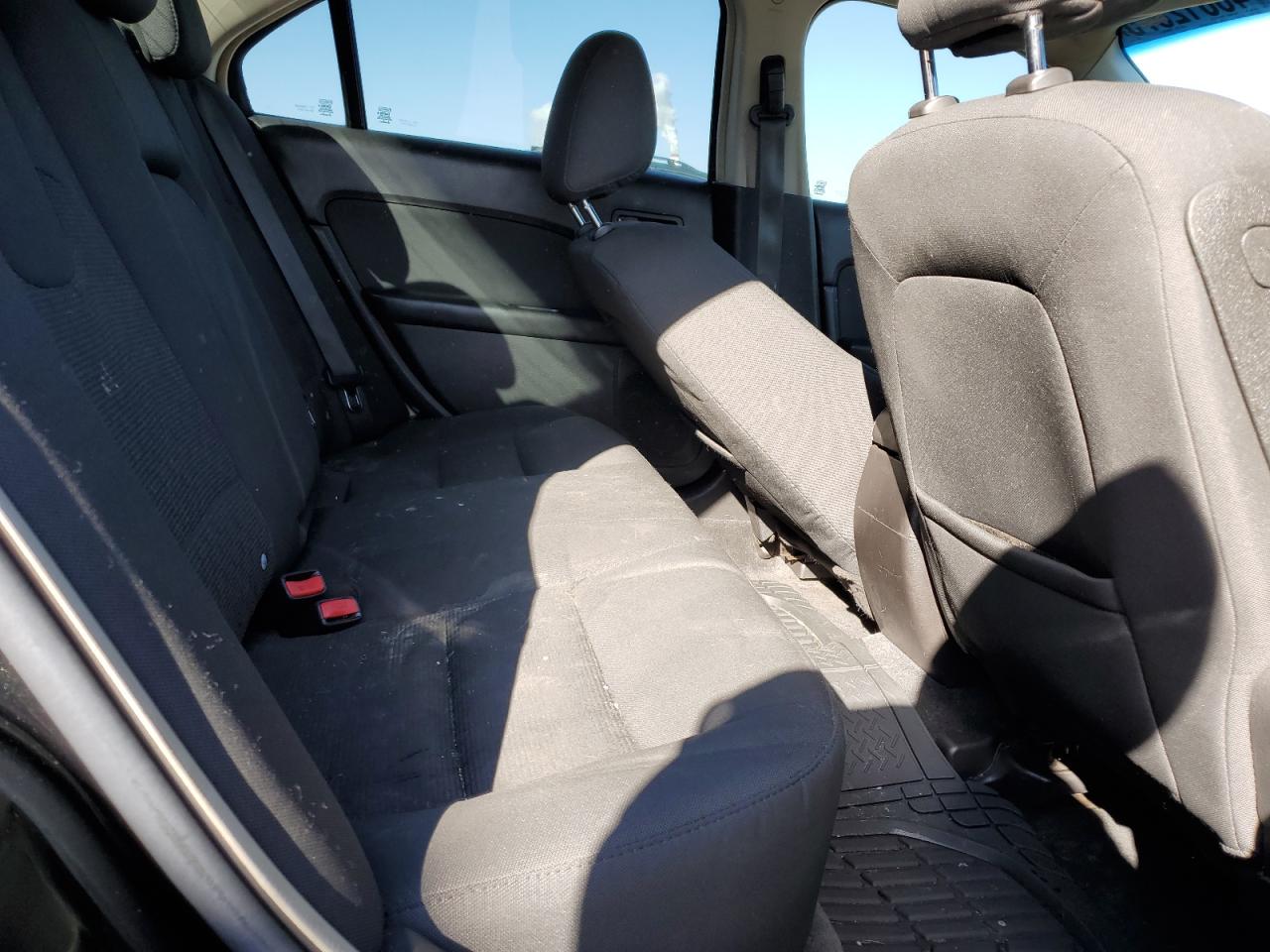 2010 Ford Fusion - Image 10