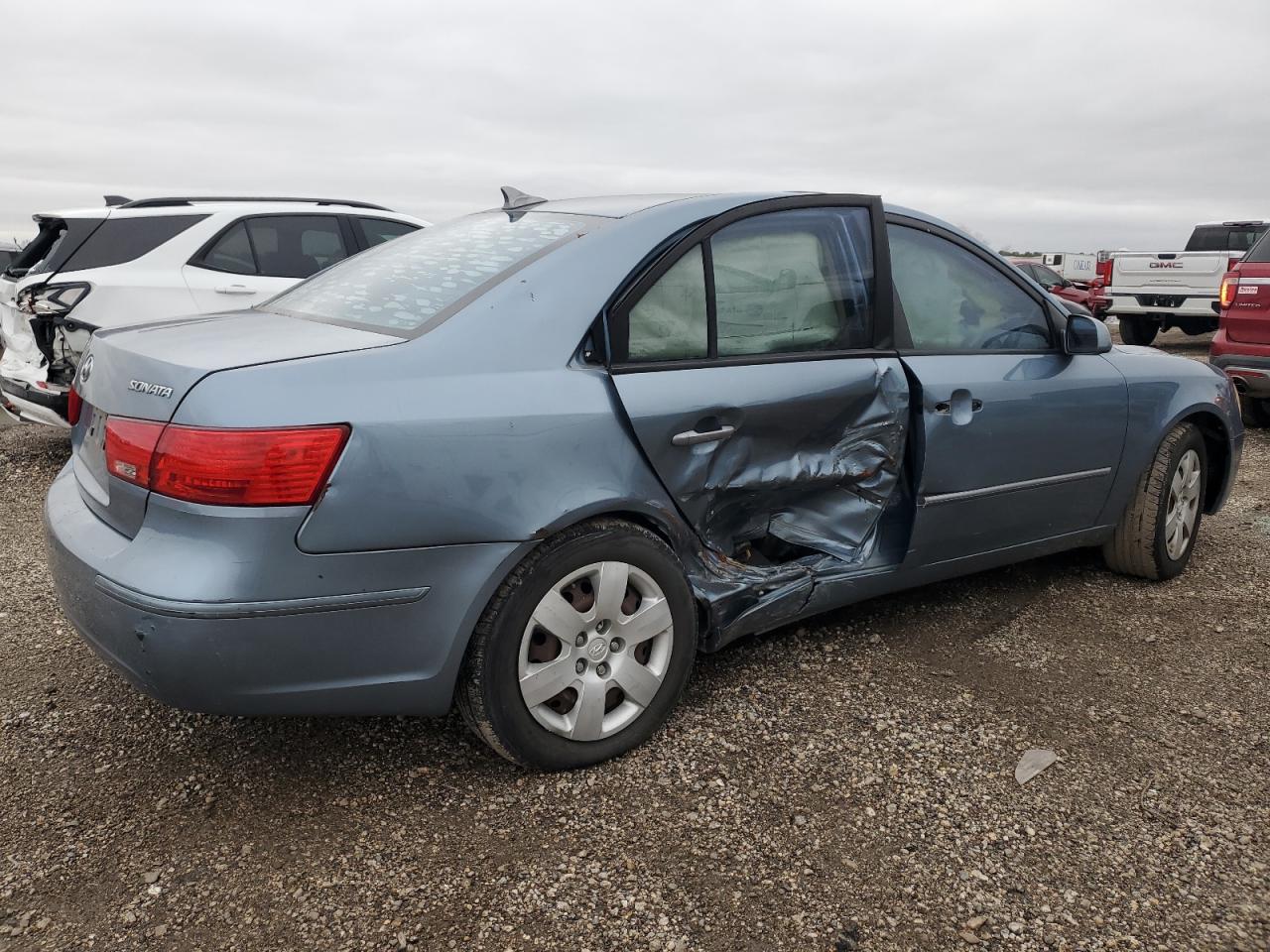 2009 Hyundai Sonata - Image 3