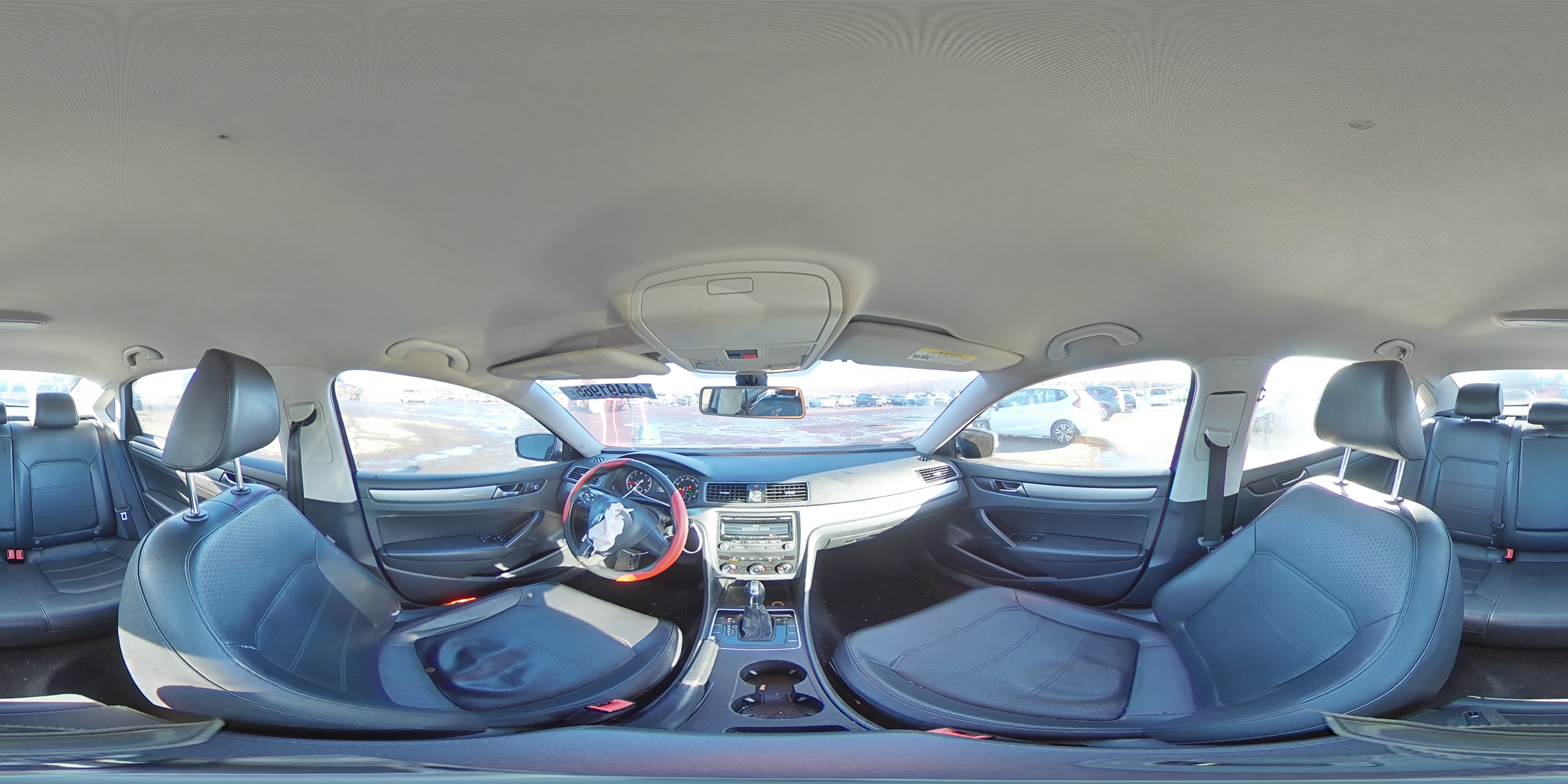 2014 Volkswagen Passat - Image 13
