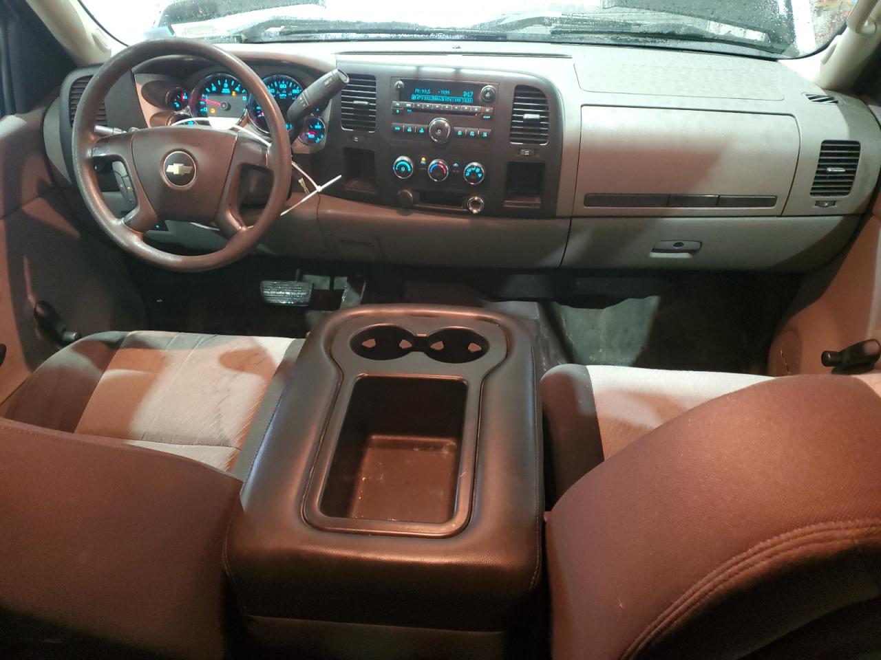 2008 Chevrolet Silverado - Image 8