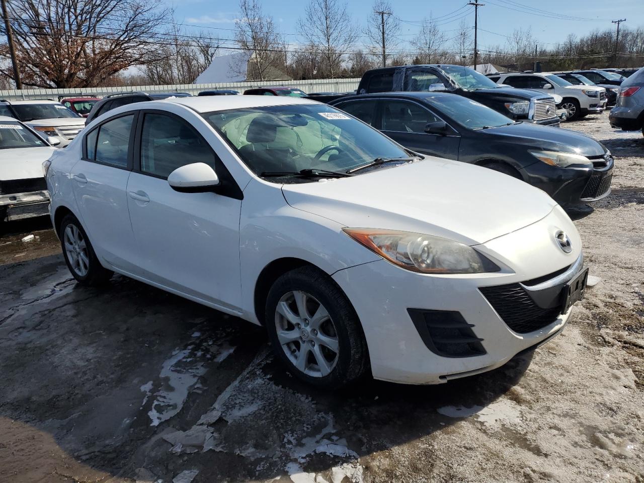 2010 Mazda 3 - Image 4