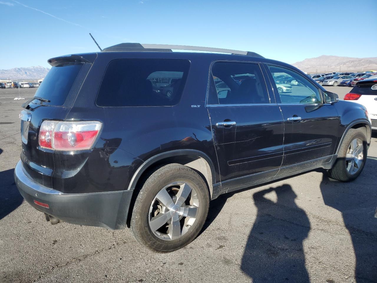 2012 GMC Acadia - Image 3