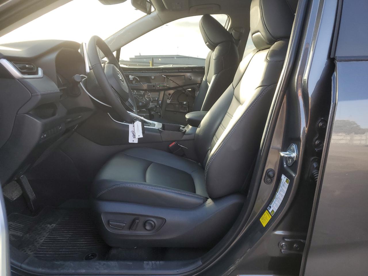 2023 Toyota RAV 4 - Image 7