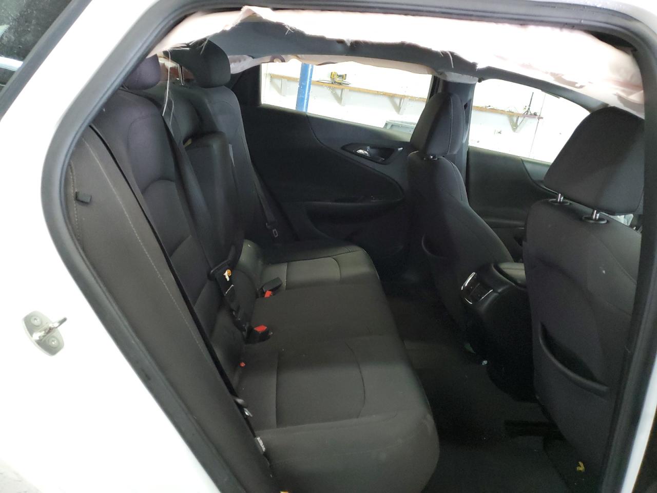 2018 Chevrolet Malibu - Image 10