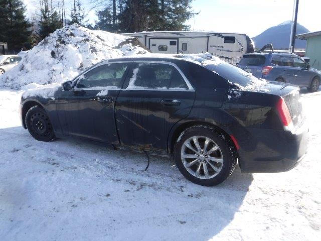 2015 Chrysler 300 - Image 3