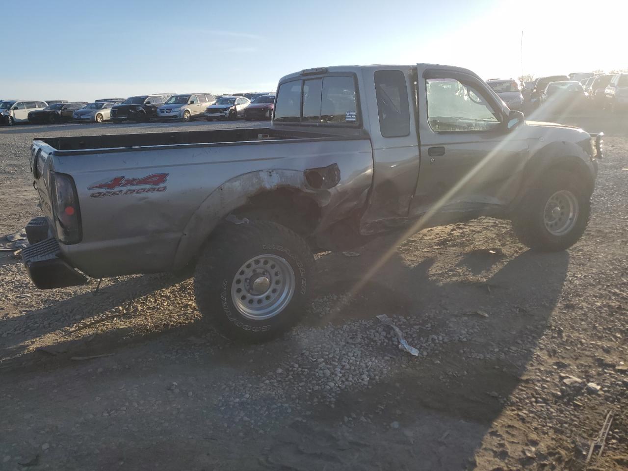 2003 Nissan Navara (Frontier) - Image 3