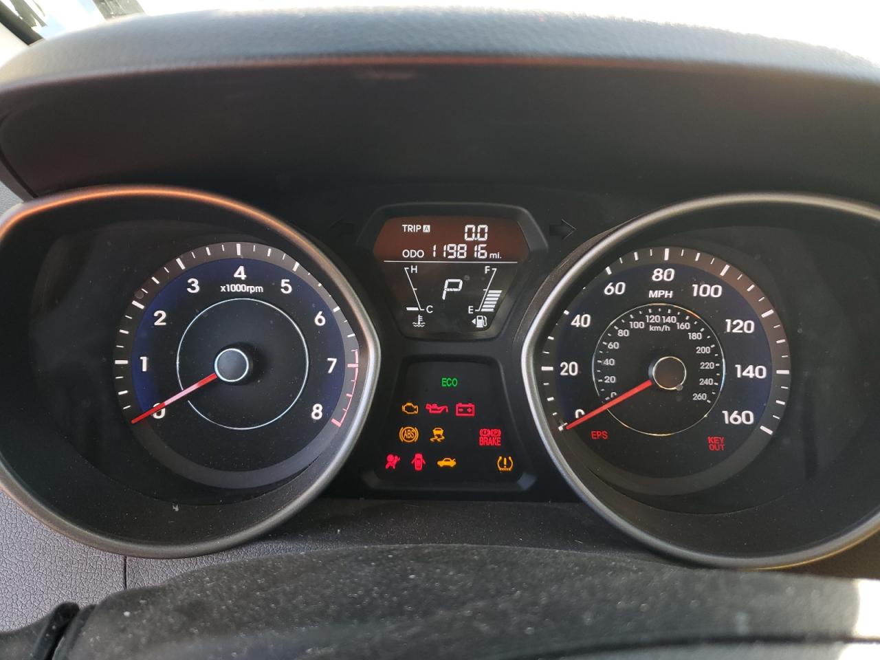 2013 Hyundai Elantra - Image 9