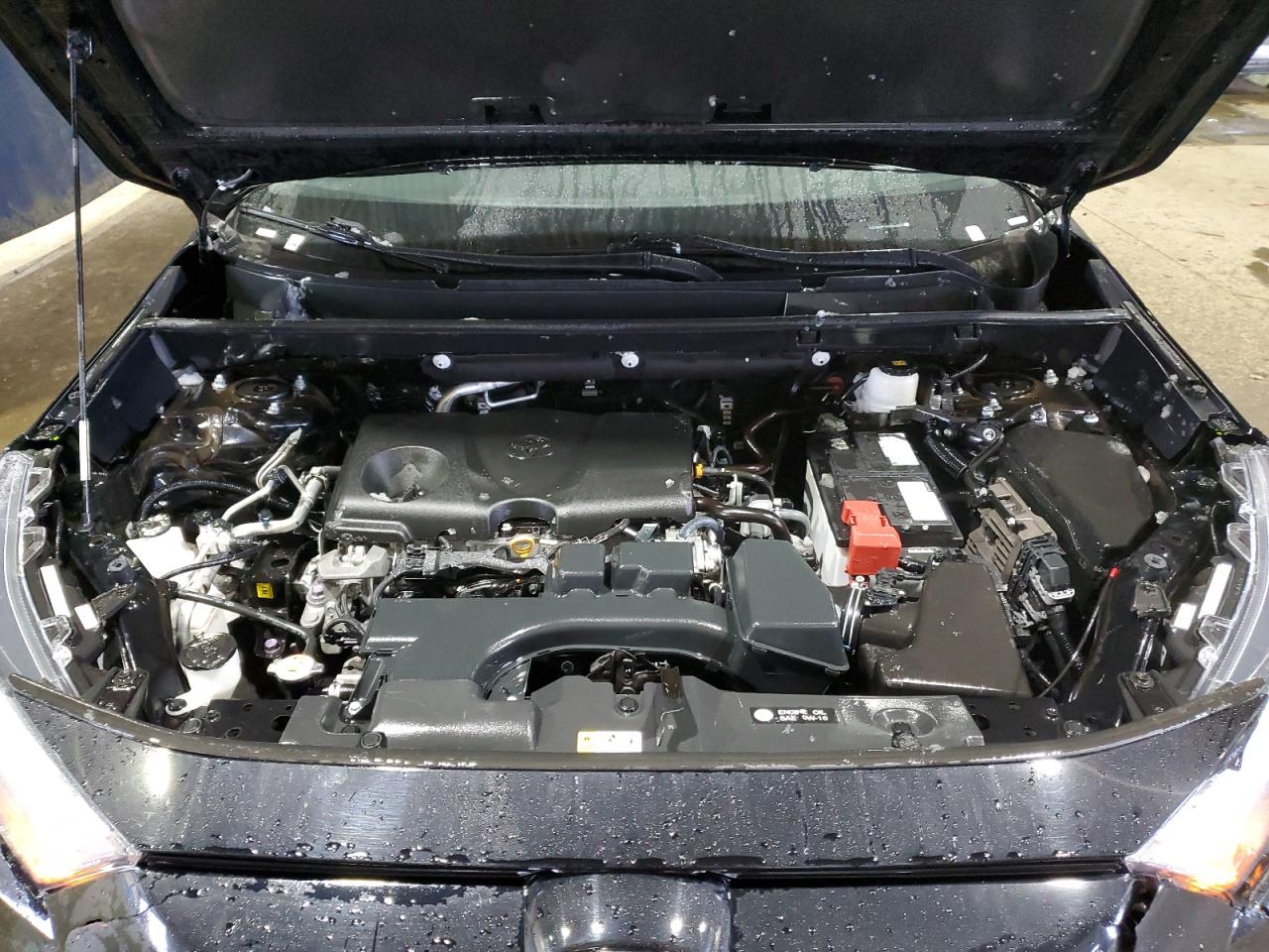 2023 Toyota RAV 4 - Image 12
