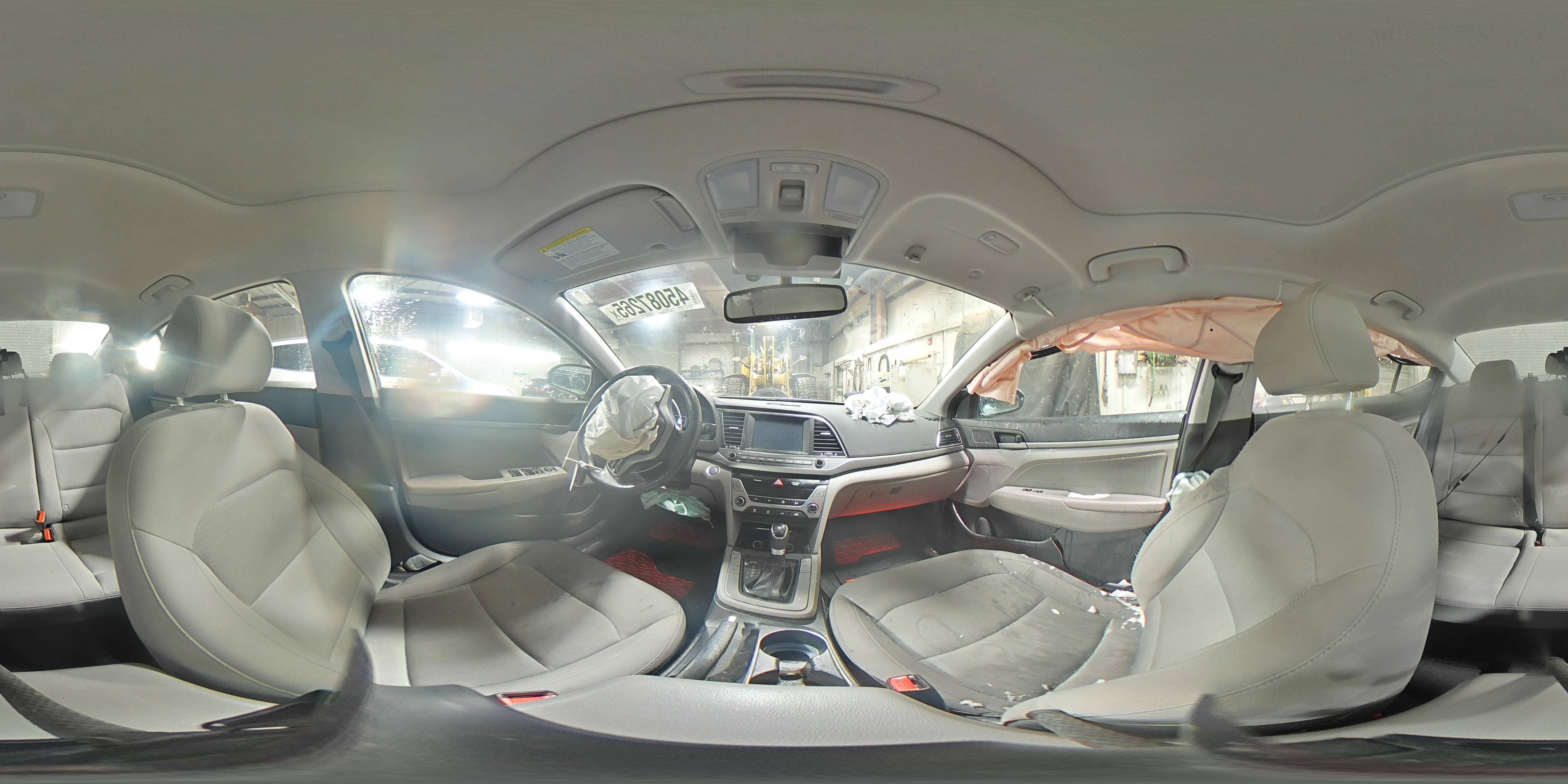 2018 Hyundai Elantra - Image 14