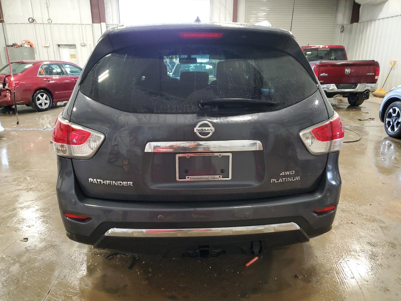 2014 Nissan Pathfinder - Image 6