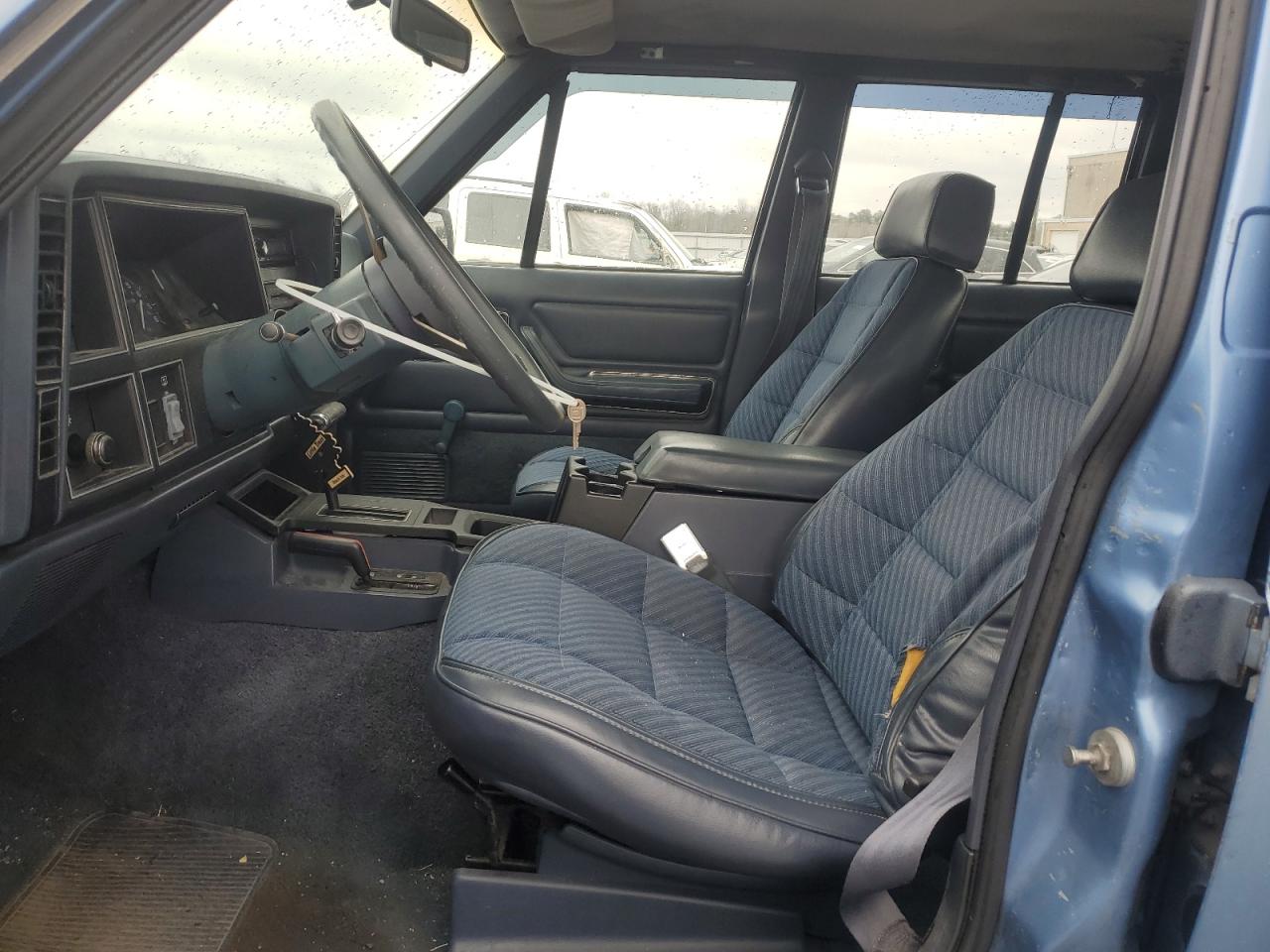 1988 Jeep Cherokee - Image 7