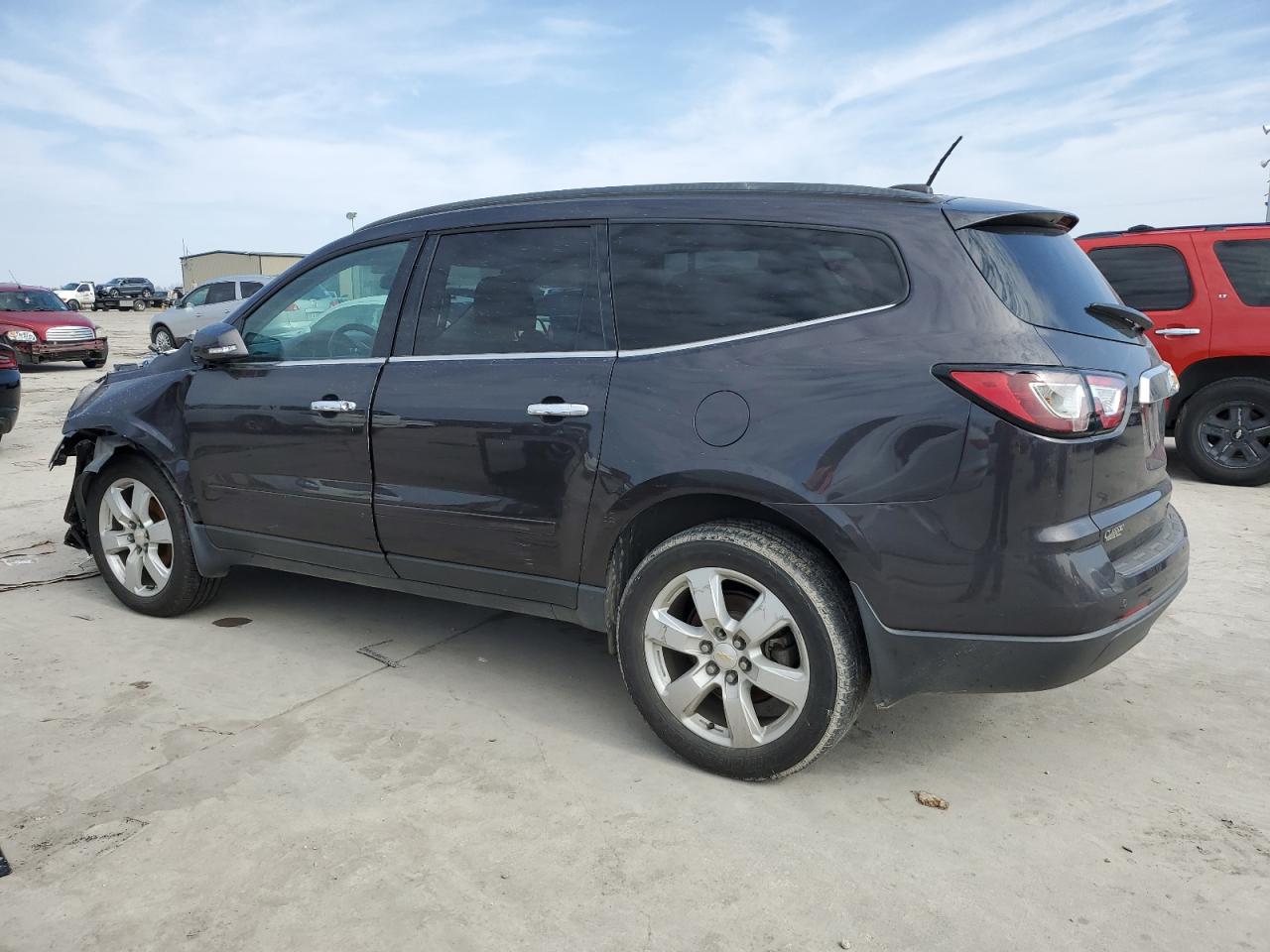 2016 Chevrolet Traverse - Image 2