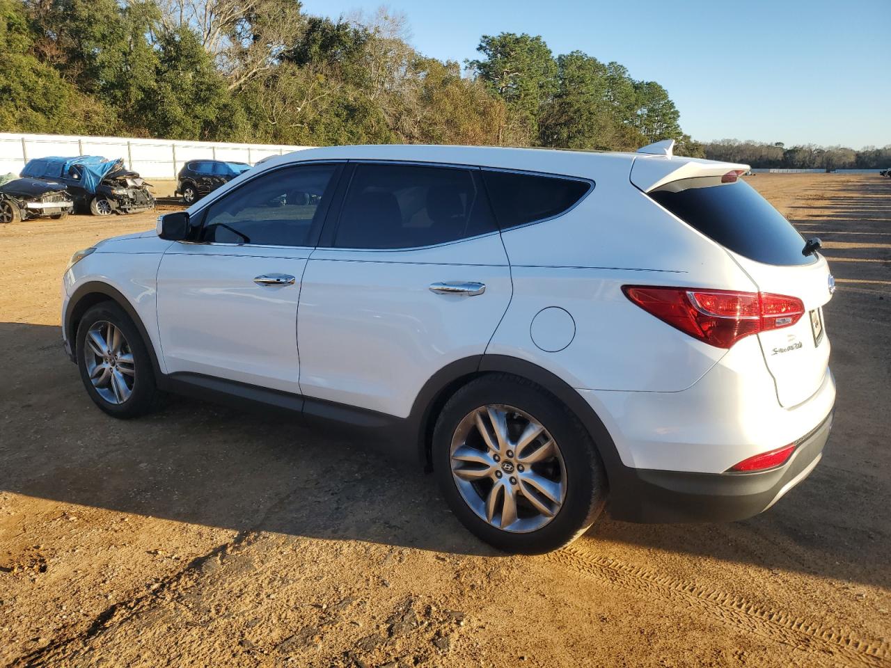 2013 Hyundai Santa Fe - Image 2