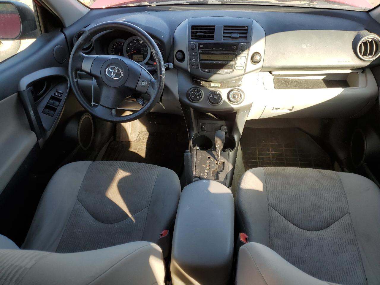 2011 Toyota RAV 4 - Image 8
