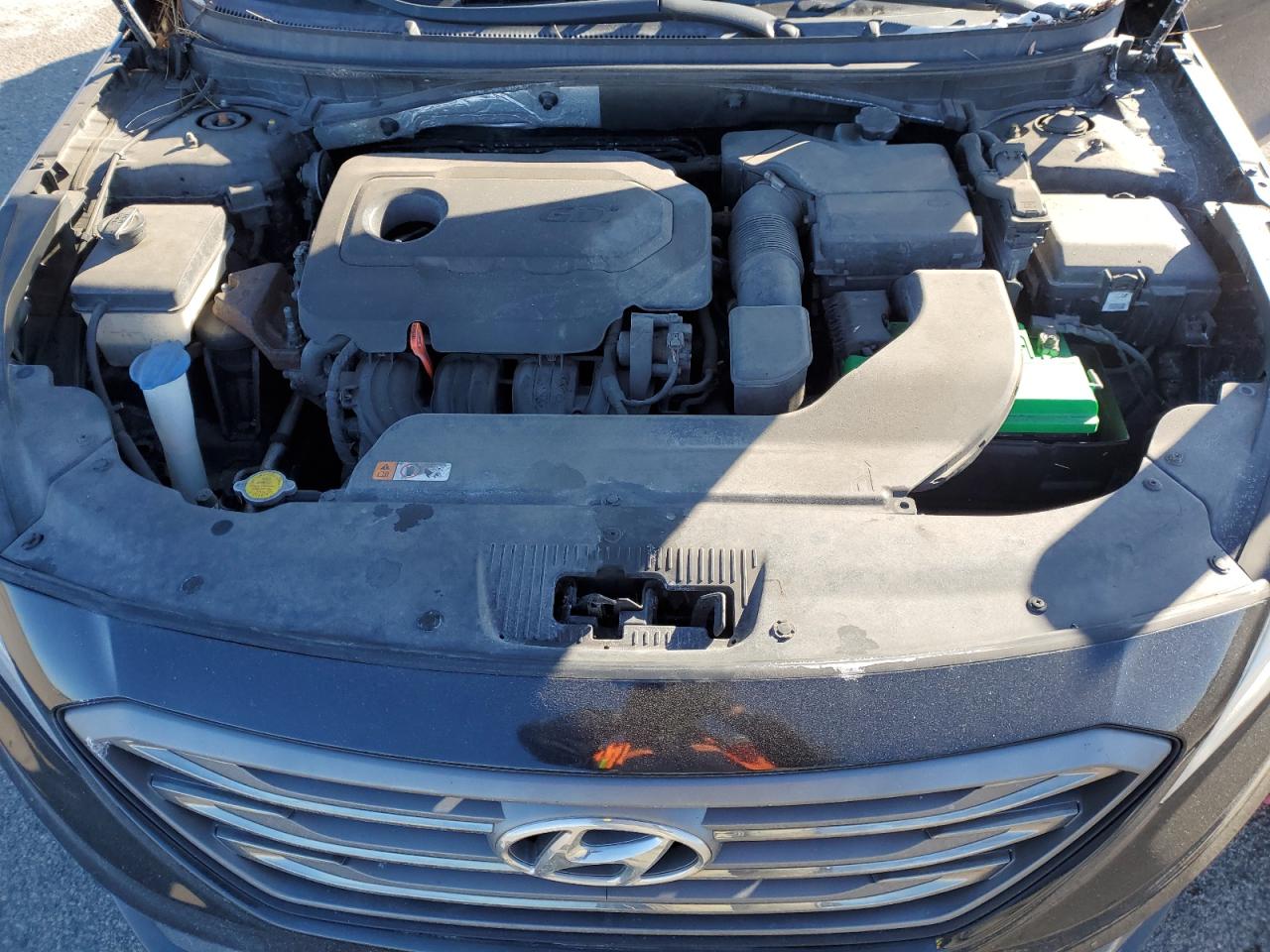 2015 Hyundai Sonata - Image 12