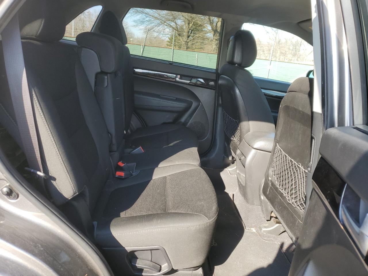 2015 Kia Sorento - Image 11