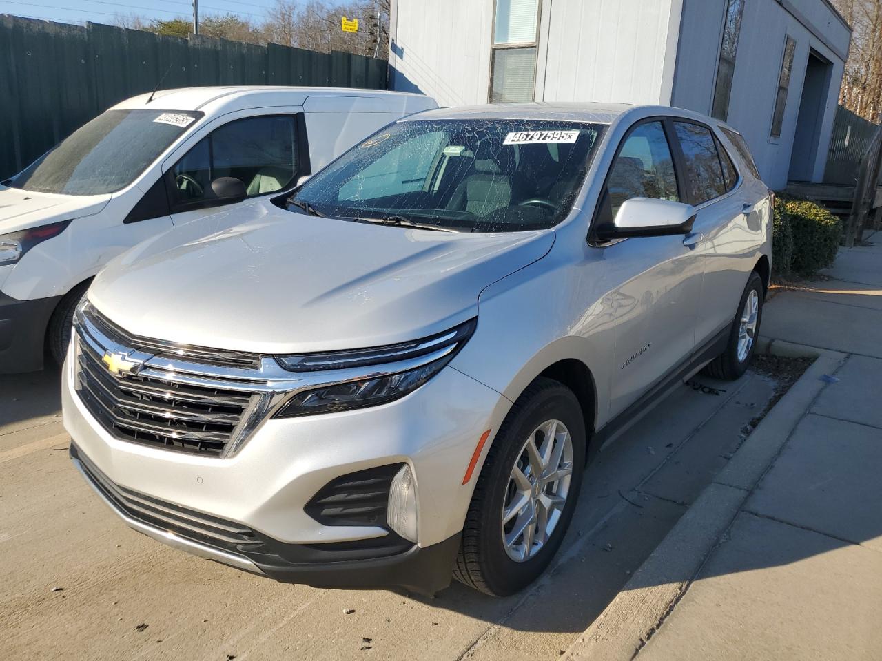 2022 Chevrolet Equinox - Image 1
