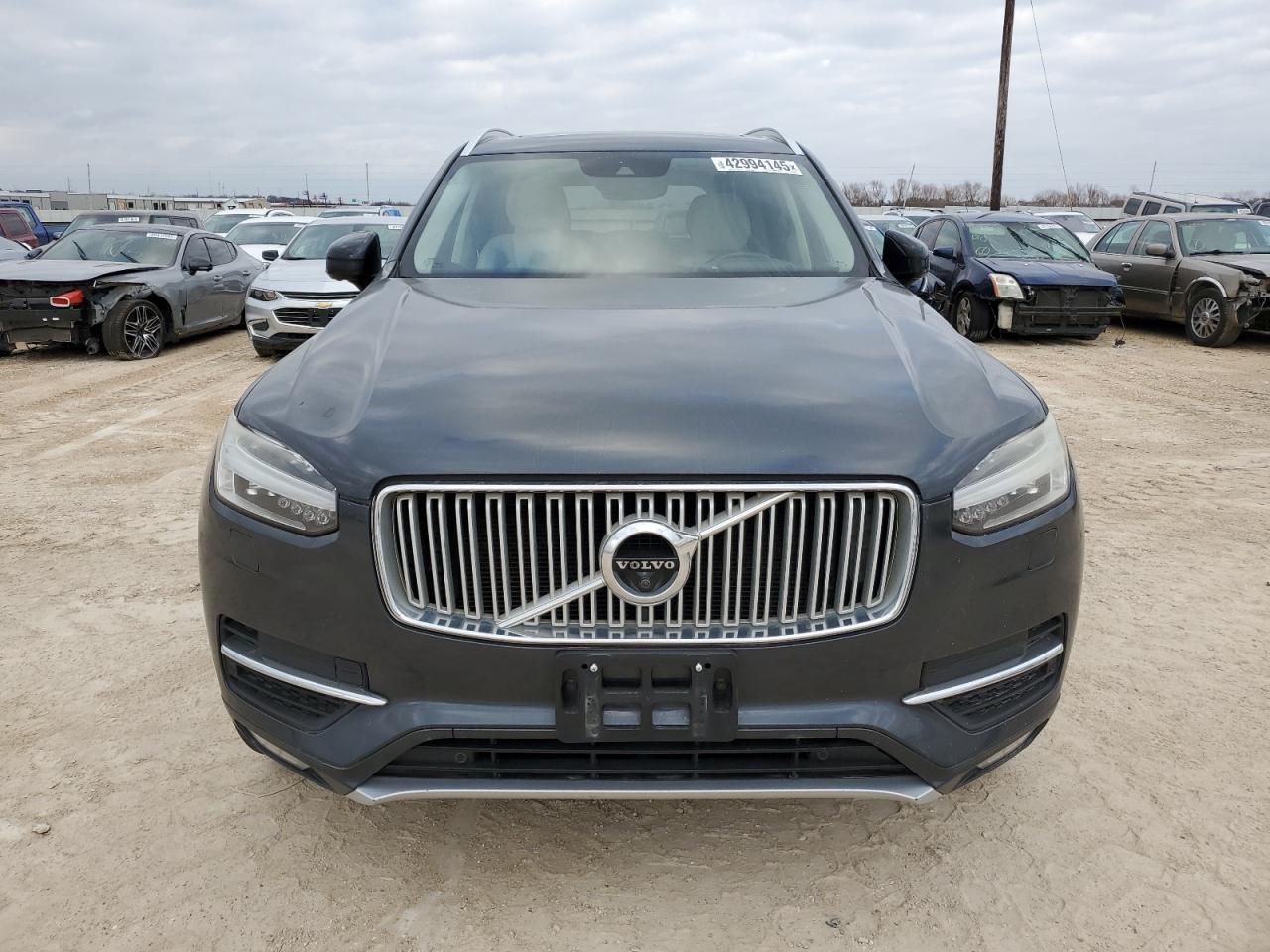 2016 Volvo XC90 - Image 5