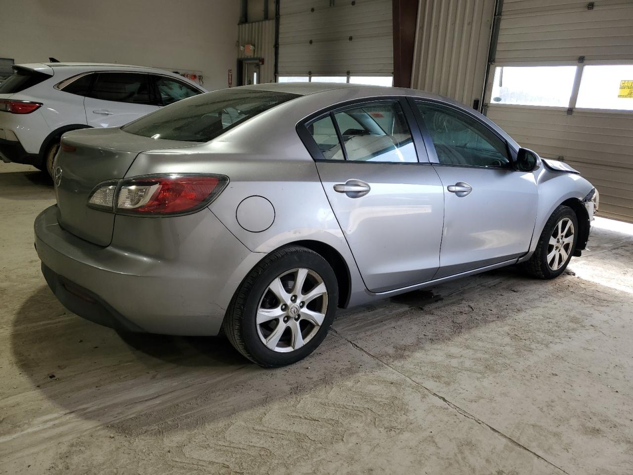 2010 Mazda 3 - Image 3