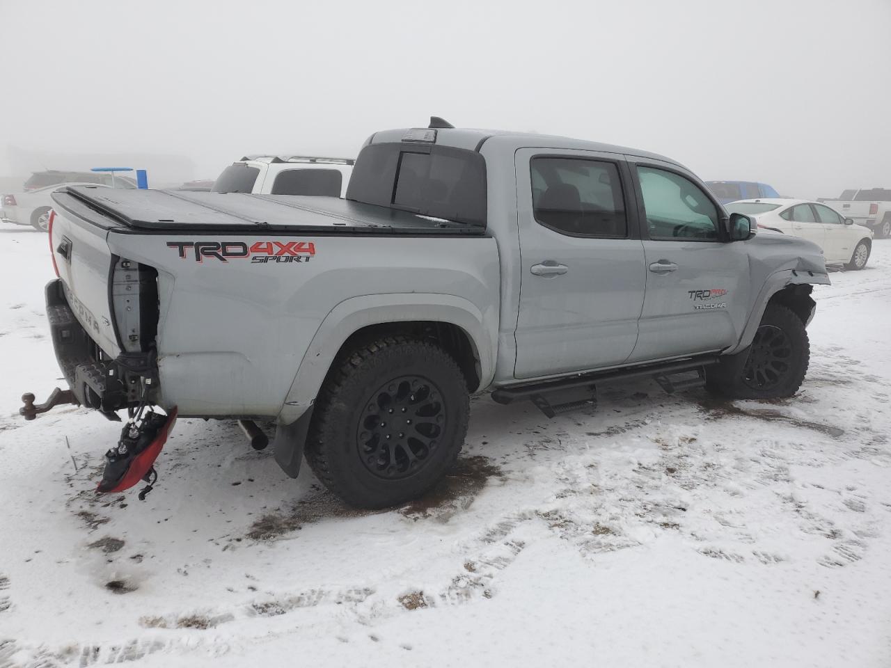 2018 Toyota Tacoma - Image 3