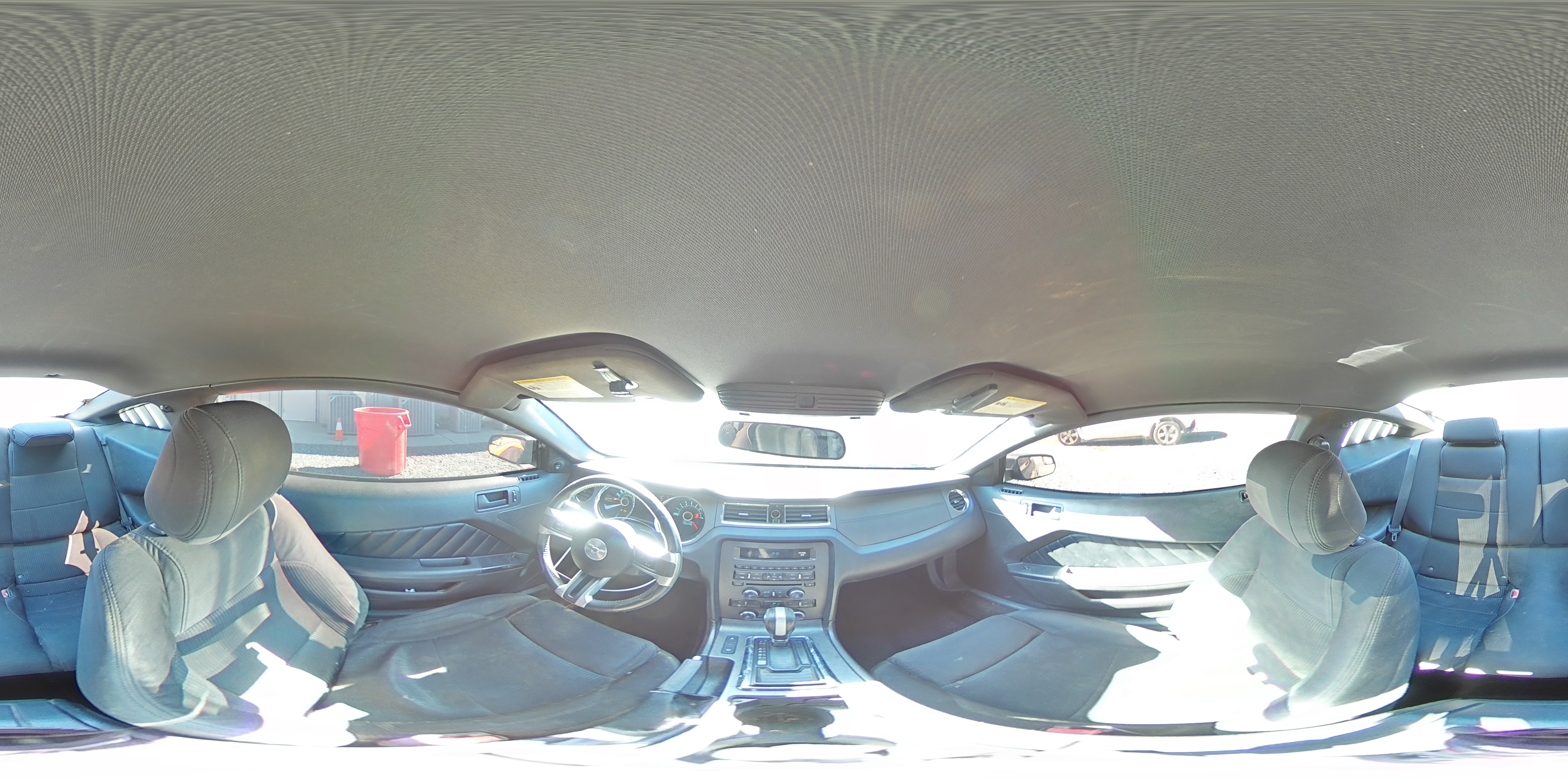 2013 Ford Mustang - Image 13
