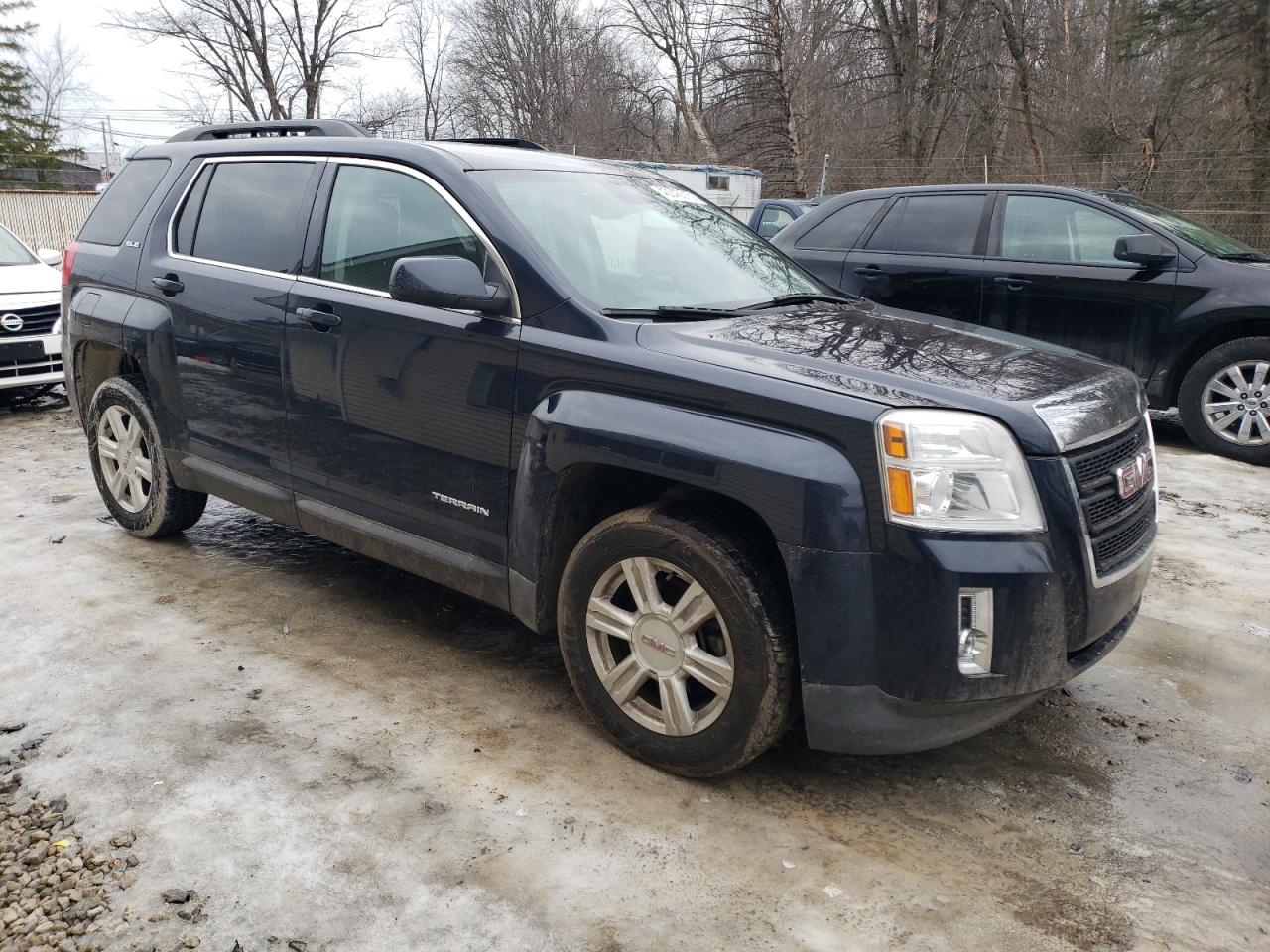 2015 GMC Terrain - Image 4