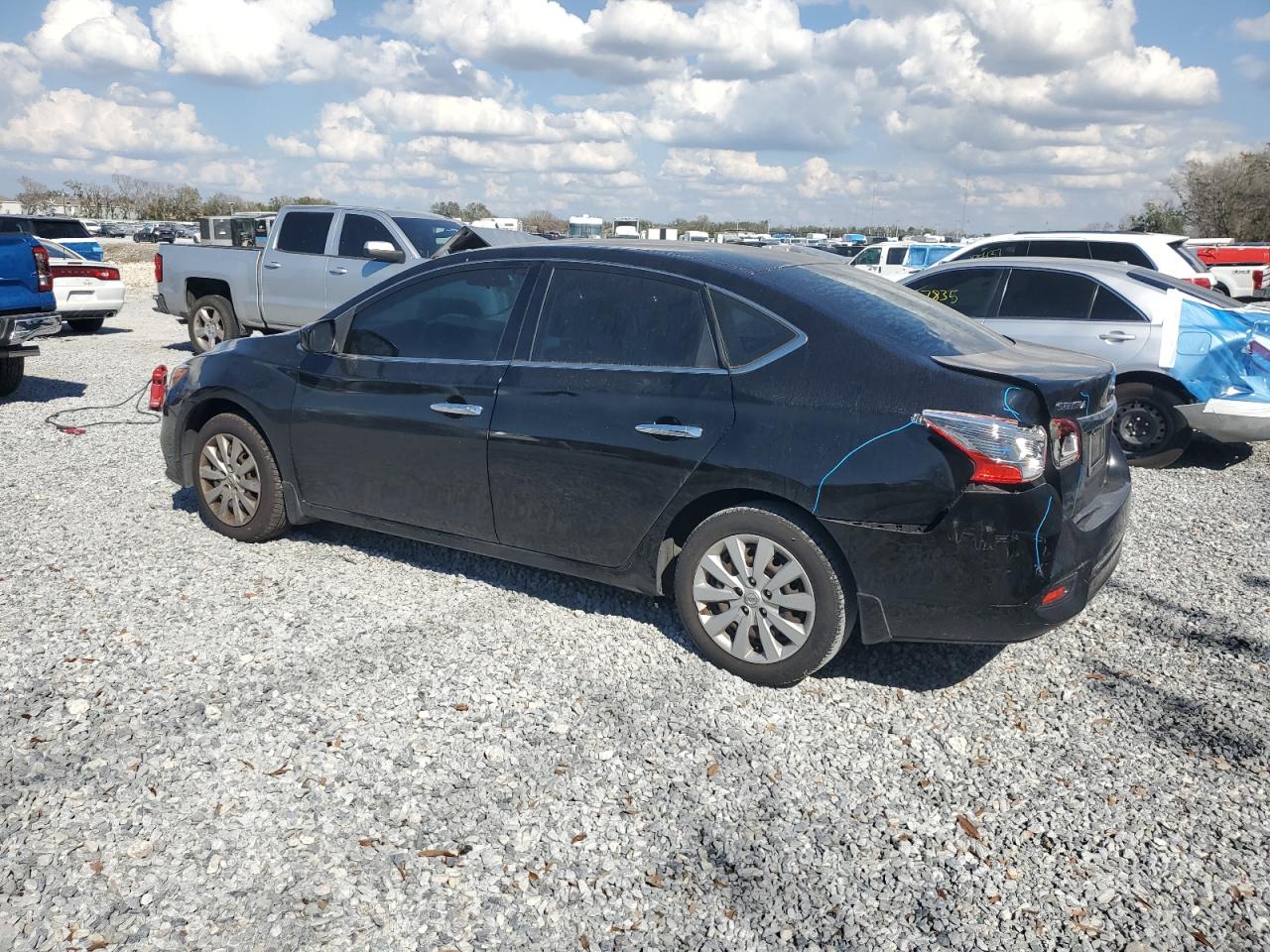 2017 Nissan Sentra - Image 2