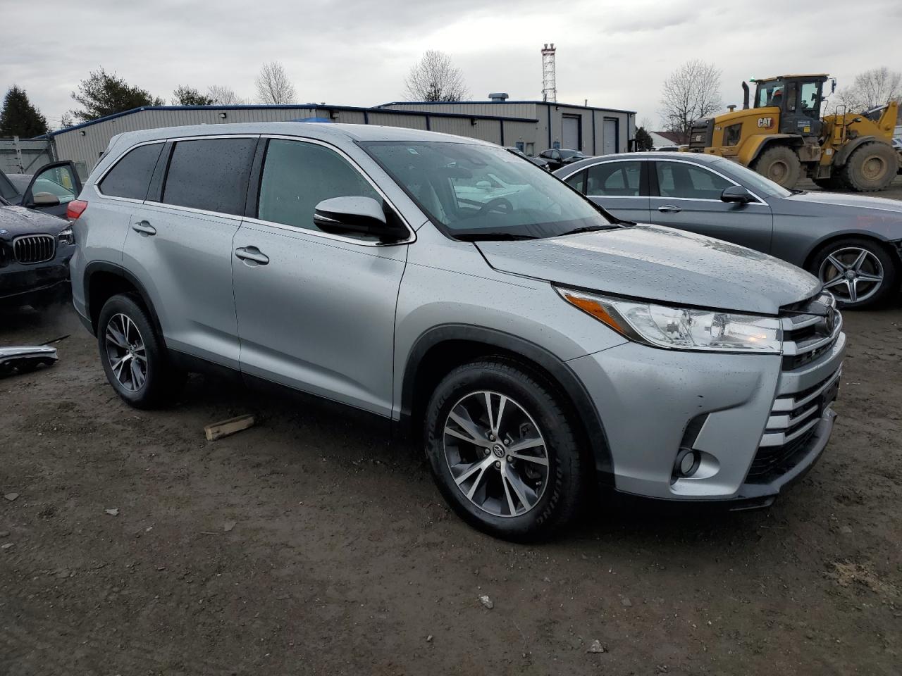 2019 Toyota Highlander - Image 4