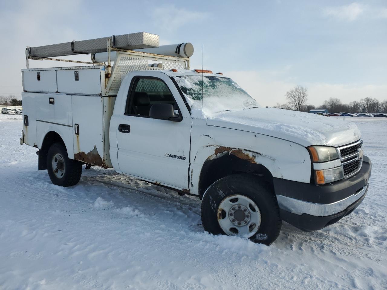 2007 Chevrolet Silverado - Image 4