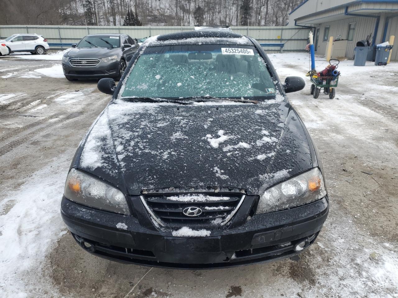 2005 Hyundai Elantra - Image 5