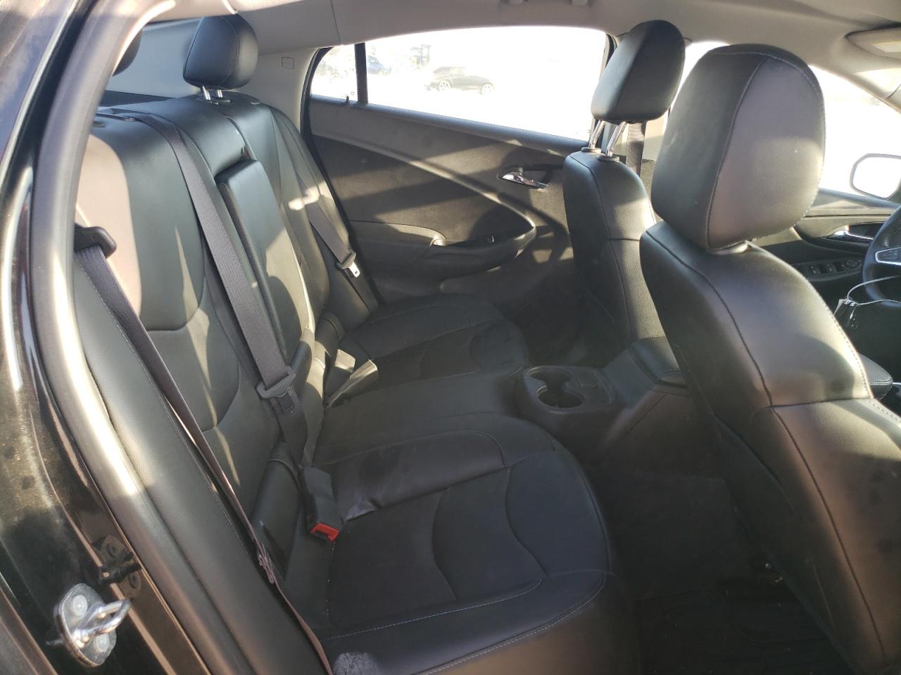2017 Chevrolet Volt - Image 10