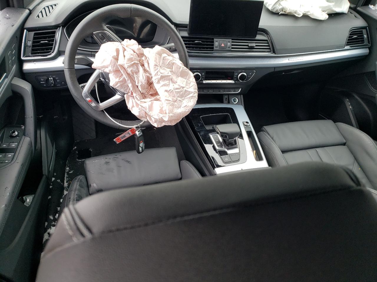 2024 Audi Q5 - Image 8