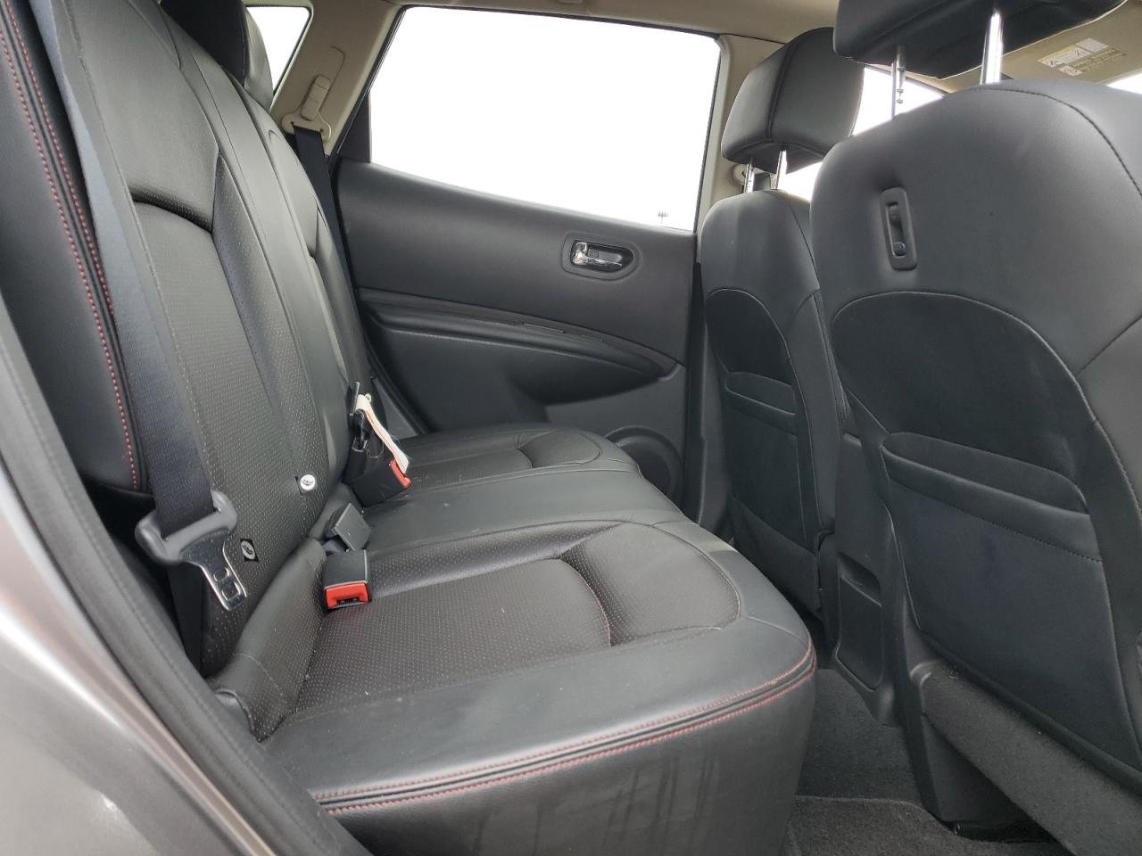 2011 Nissan Rogue - Image 11