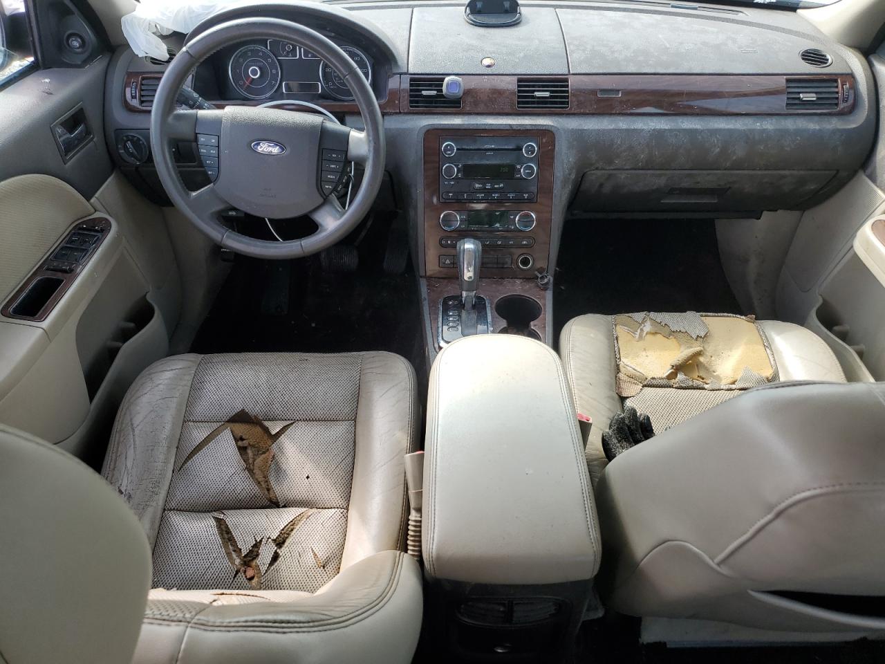 2008 Ford Taurus - Image 8