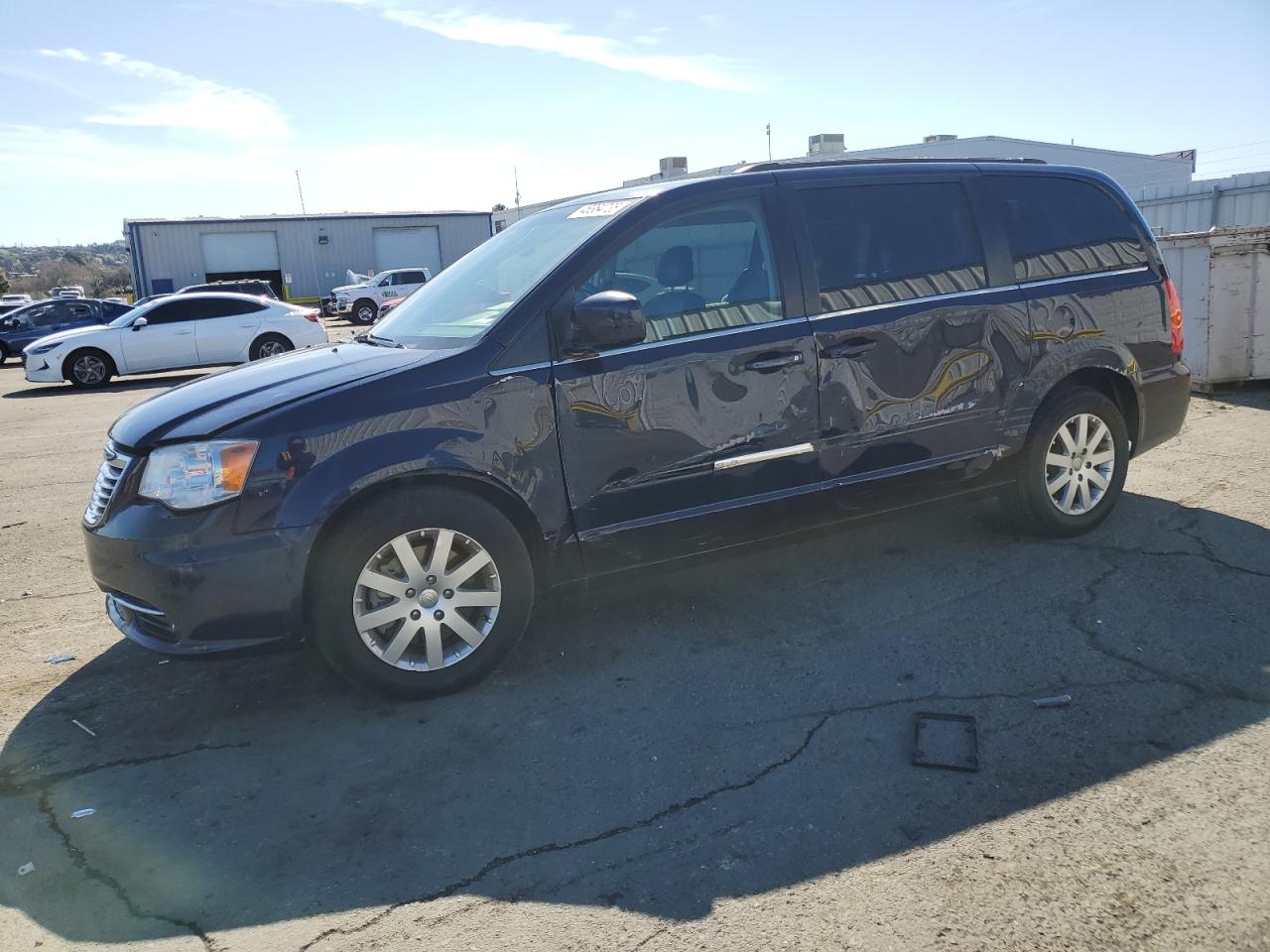 2015 Chrysler Town & Country - Image 1