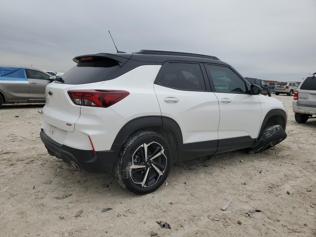 2023 Chevrolet TrailBlazer - Image 3
