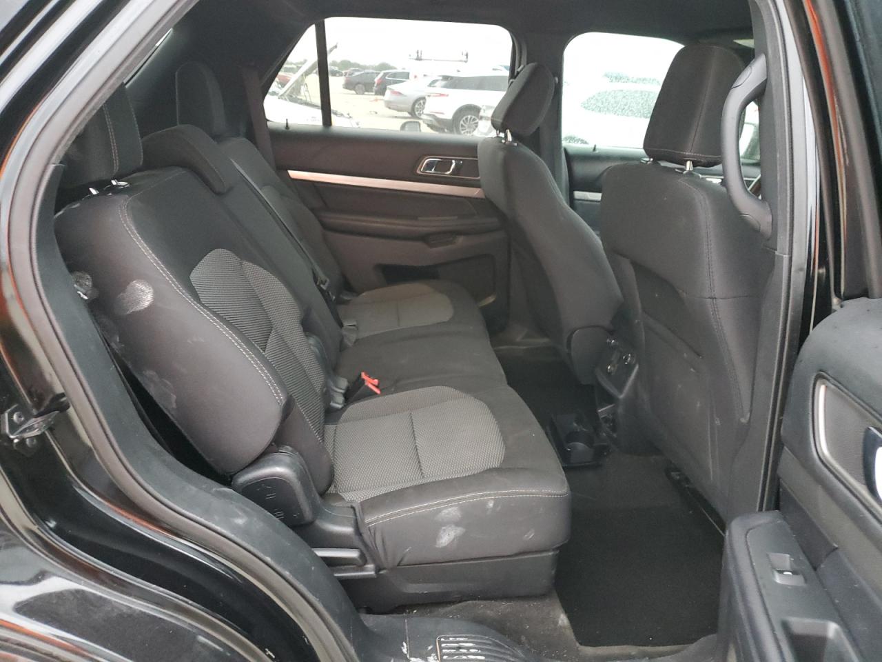 2018 Ford Explorer - Image 11