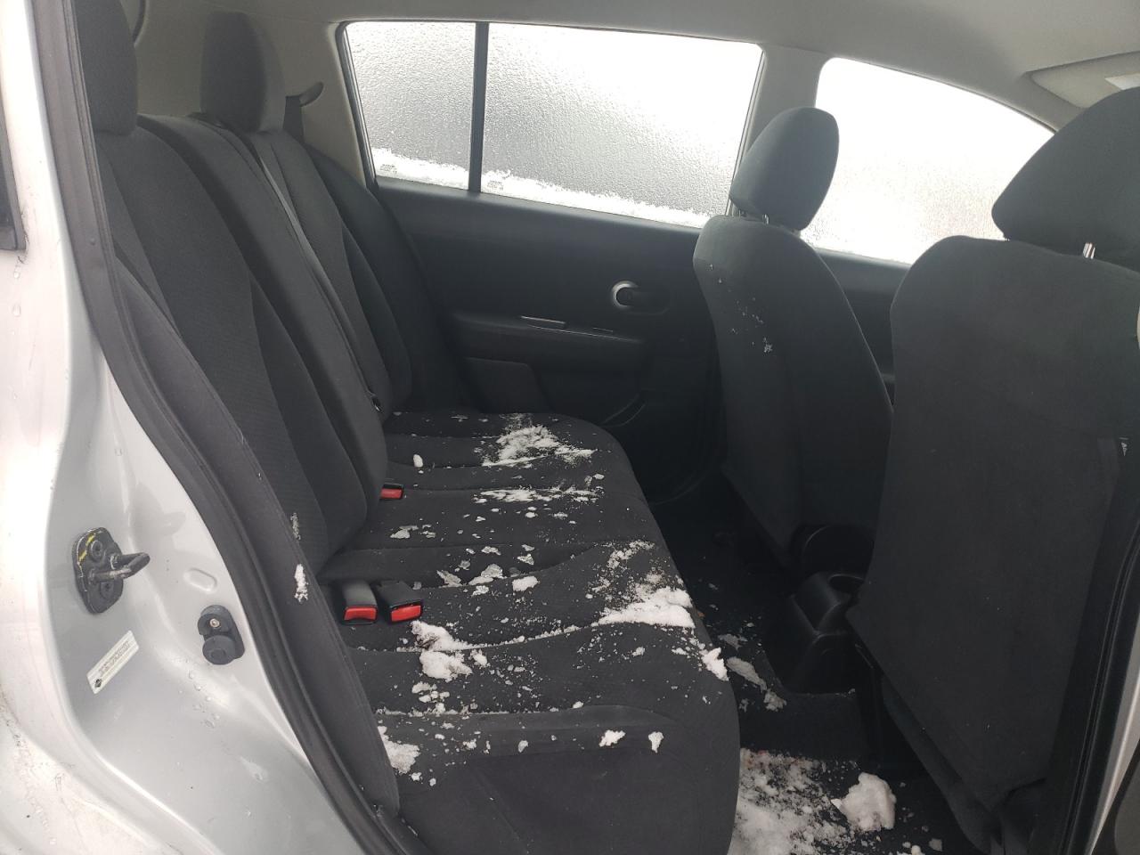 2012 Nissan Versa - Image 10