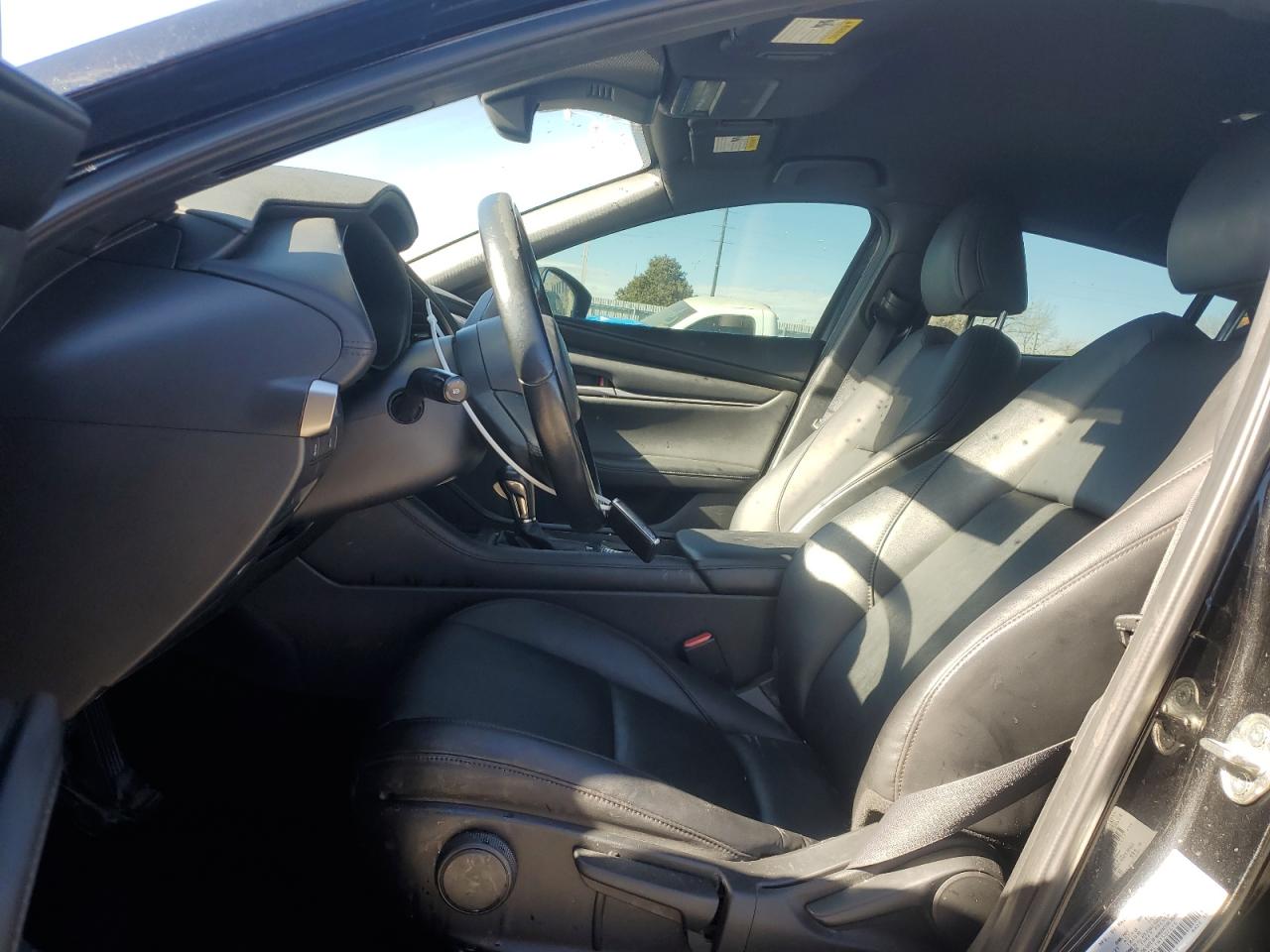 2022 Mazda 3 - Image 7