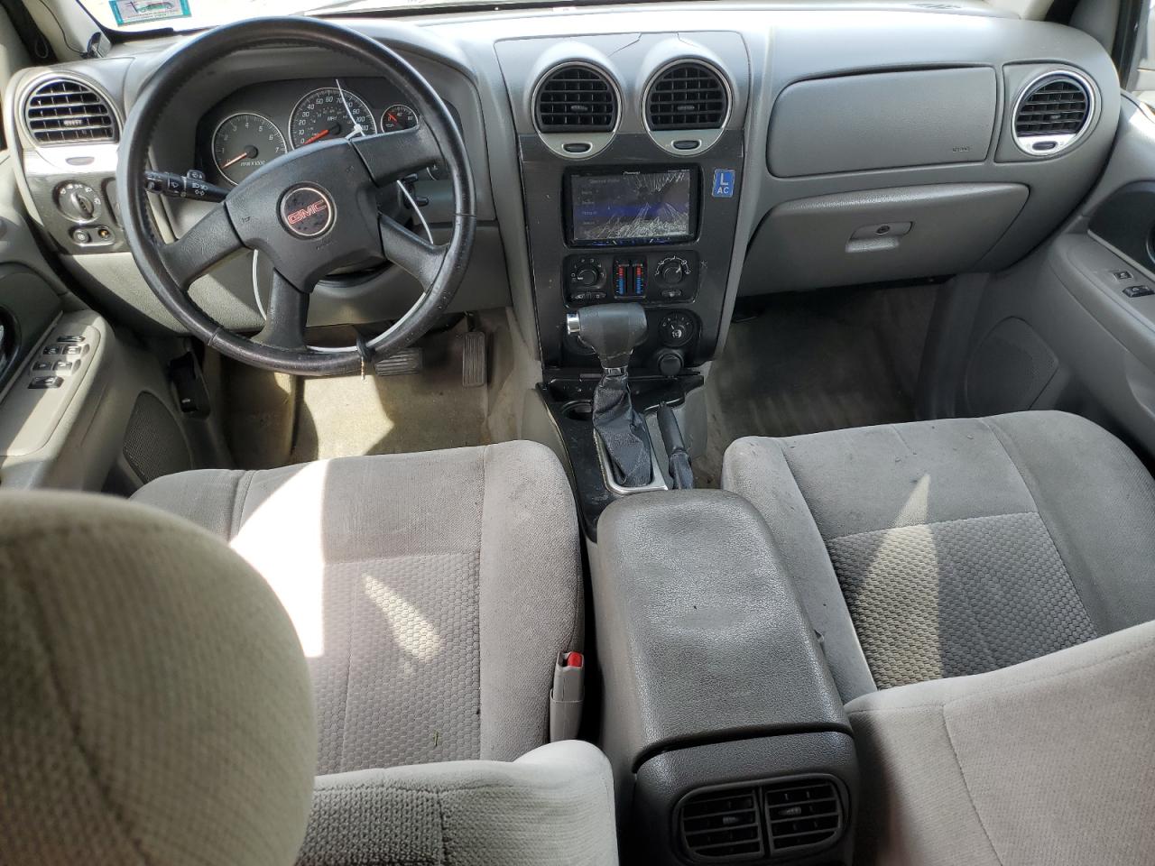 2007 GMC Envoy - Image 8